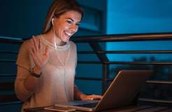 如何在 Google Hangouts 中获取 Brady Bunch 视图