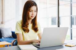 $ 在 Google 表格中的含义是什么？