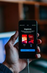 在谷歌表上启用暗模式