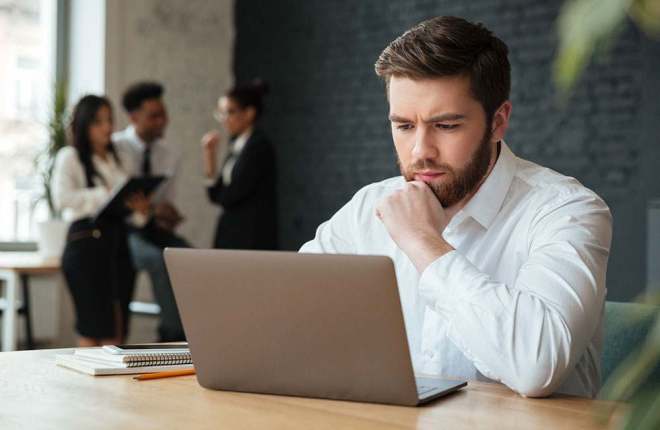 如何在 QuickBooks 中打印 1099 表单