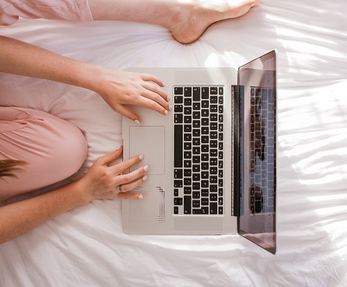 uTorrent 一次下载一个文件