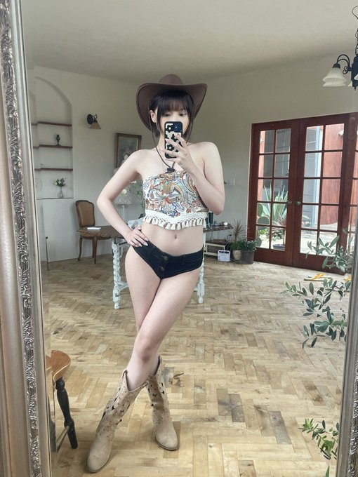 FyohmshaUAAAWJ3.jpg FyohmshaUAAAWJ3.jpg