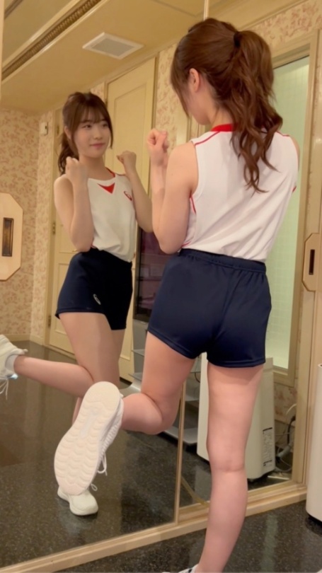 1727257372849071227.jpg 1727257348752.jpg